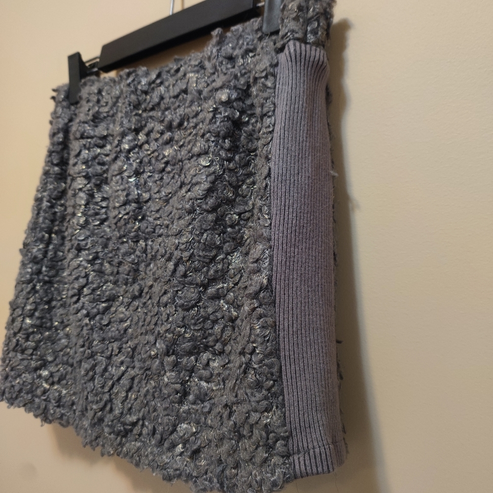 Spring / Fall Mini Skirt - Picture 7 of 12